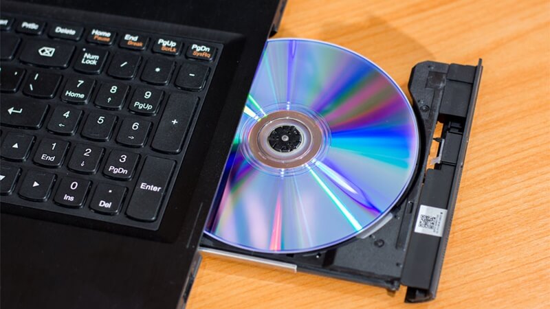 Phương pháp xử lý khi không lấy được đĩa ra khỏi ổ CD/DVD ROM